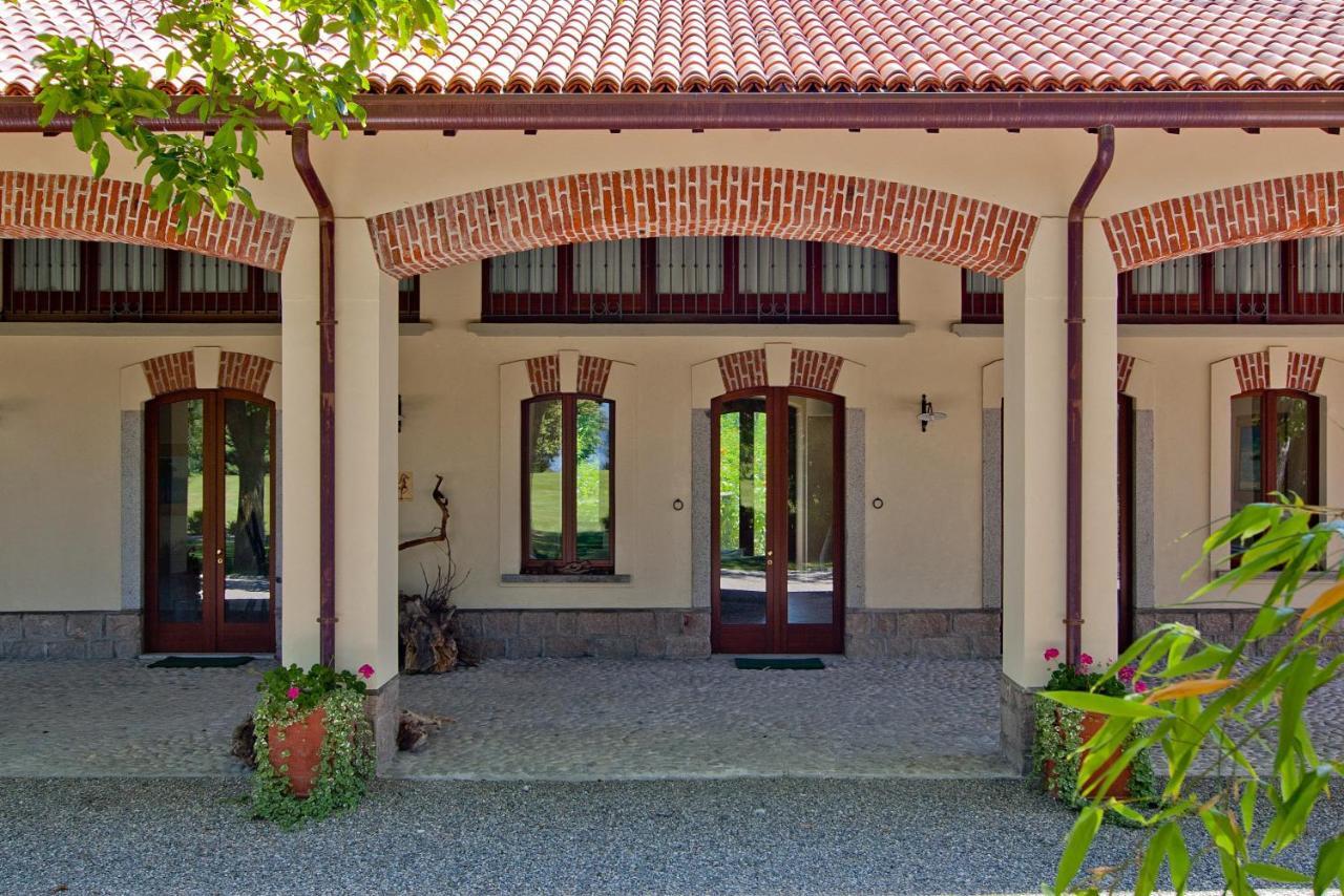 Bed and Breakfast Polidora à Laveno-Mombello Extérieur photo