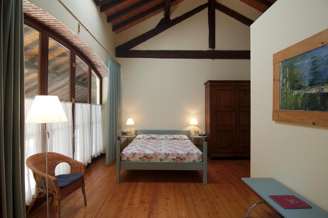 Bed and Breakfast Polidora à Laveno-Mombello Extérieur photo
