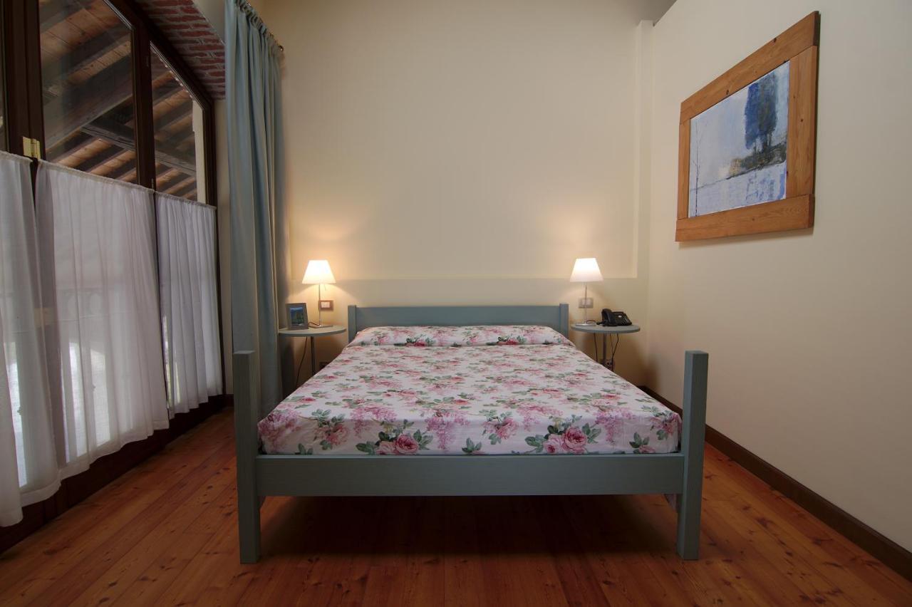 Bed and Breakfast Polidora à Laveno-Mombello Extérieur photo